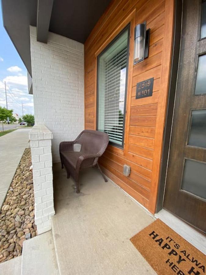 3 Bed, 1 Bedroom With Washer, Dryer And Parking * Nashville