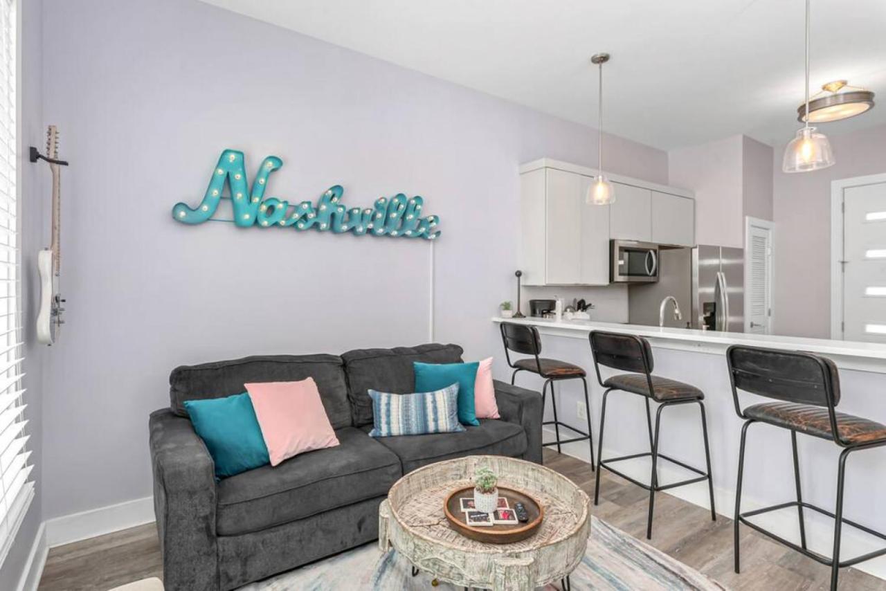 3 Bed, 1 Bedroom With Washer, Dryer And Parking * Nashville