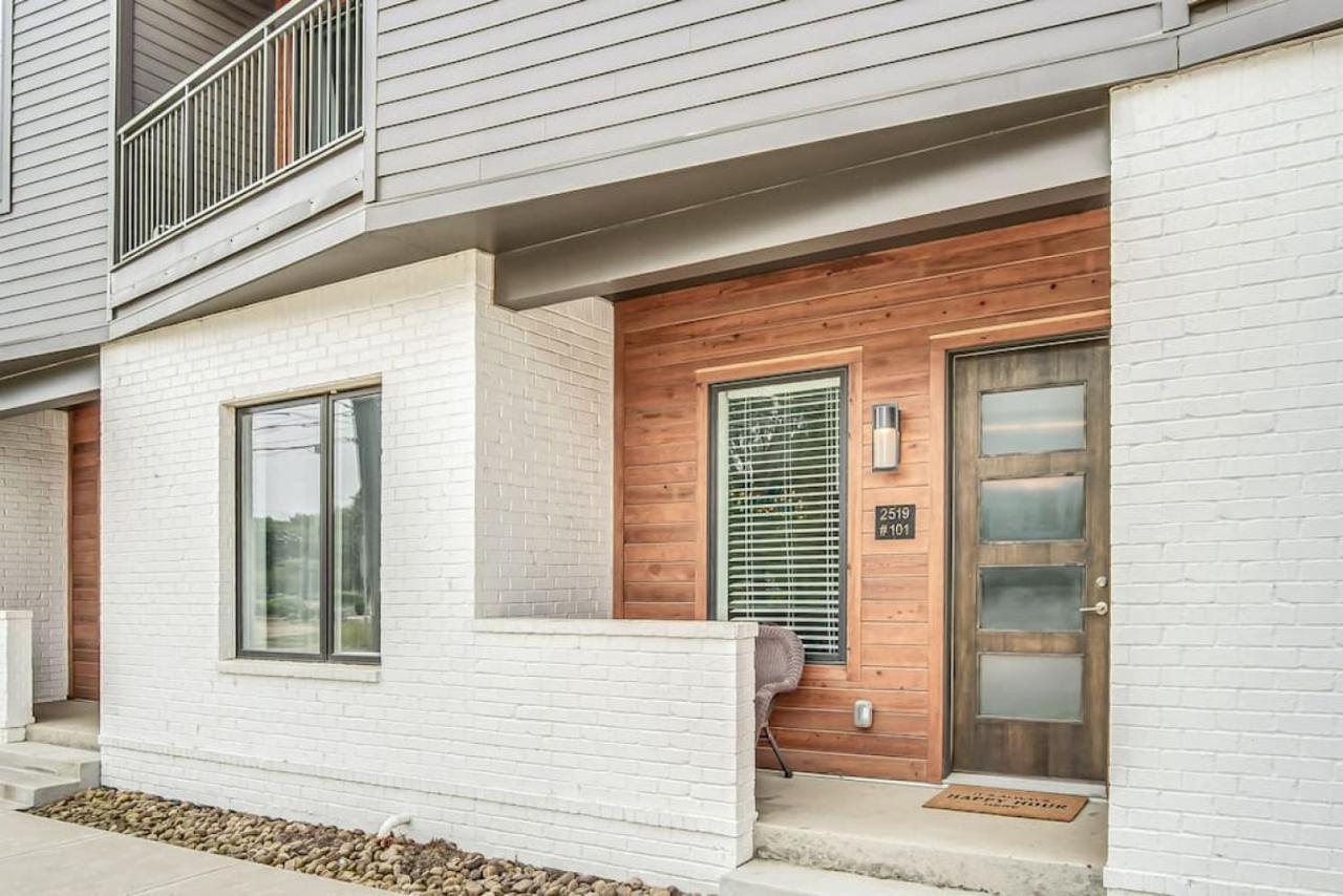 3 Bed, 1 Bedroom With Washer, Dryer And Parking *